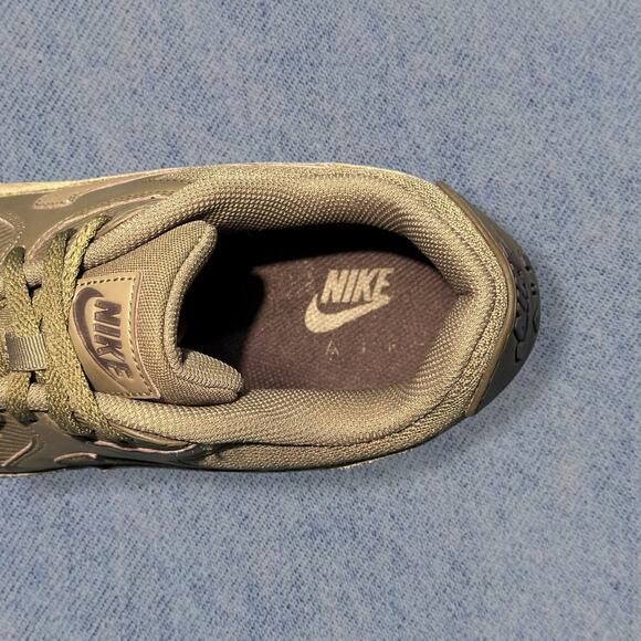 Nike Air Max 90 Men’s Olive Green Sneakers - Size 11.5 - Picture 6 of 7